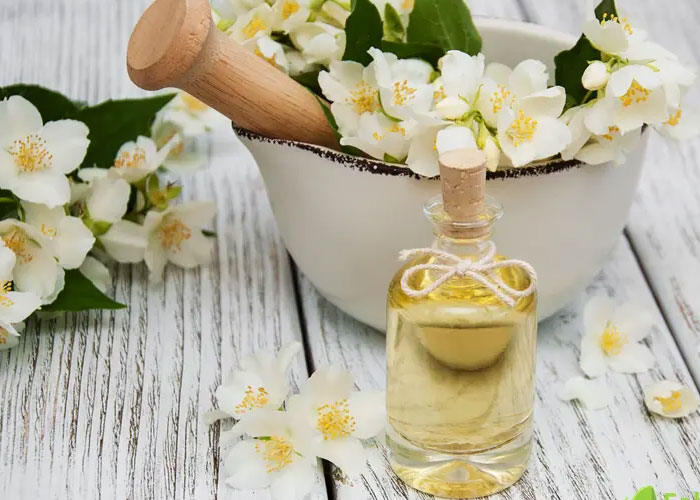 Những điều cần biết về tinh dầu thơm phòng khách