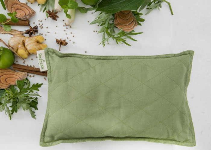 Cách sử dụng gối thảo dược làm nóng bằng nhiệt hồng ngoại