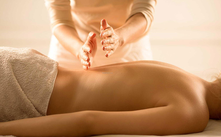 Đeo đai lưng có giảm đau thần kinh tọa không?