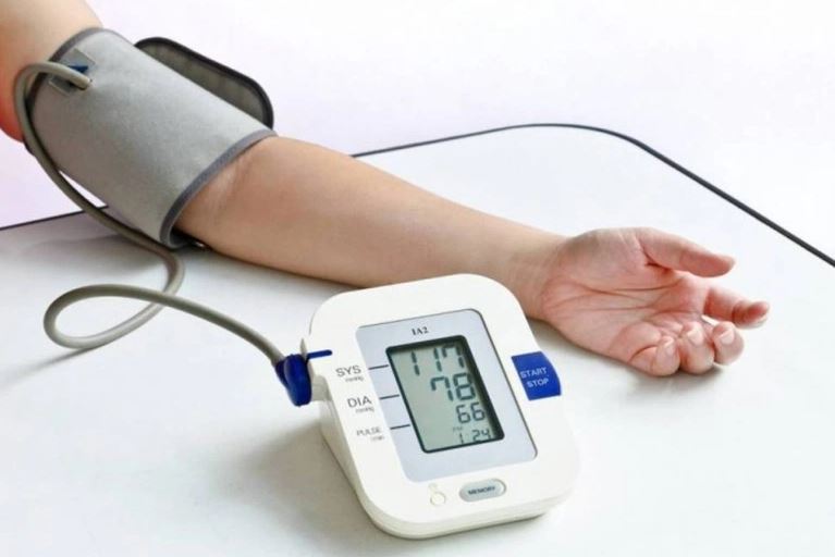 Huyết áp cao có ăn được ngải cứu không?