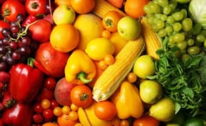 Bị khô khớp gối nên uống gì và ăn gì?
