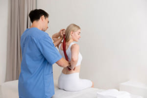 Giãn dây chằng lưng bao lâu thì khỏi? Nên điều trị thế nào?