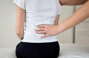 Giãn dây chằng lưng bao lâu thì khỏi? Nên điều trị thế nào?