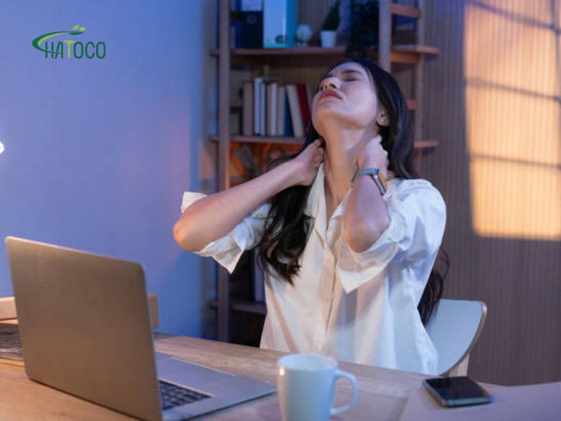 may-massage-cam-tay-noi-dia-nhat-2