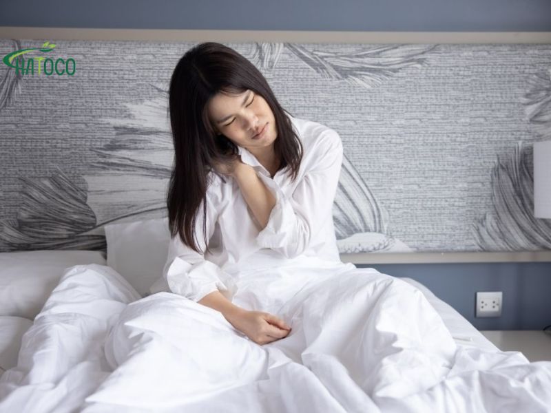 sang-ngu-day-bi-dau-co-vai-gay-1