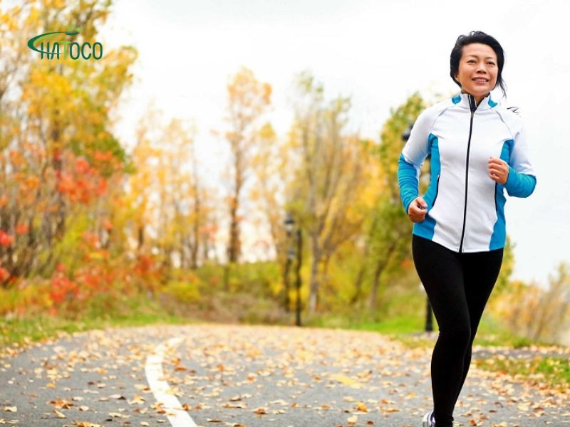 cach-giu-am-vung-lung-khi-troi-lanh-2